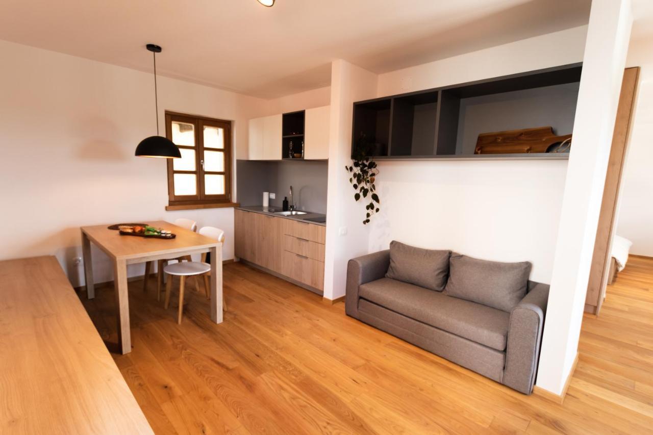 Vinoteka Brda Apartamento Smartno Exterior foto